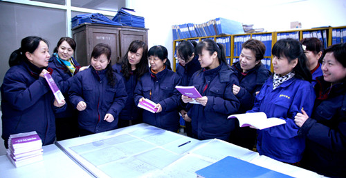 西安煤機“五個一”活動歡度“三八”婦女節(jié)