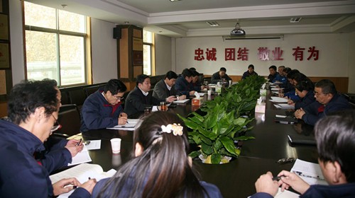 西安煤機(jī)公司開(kāi)展“假如沒(méi)有陜煤化集團(tuán)強(qiáng)大支持，重裝集團(tuán)怎么辦”大討論活動(dòng)
